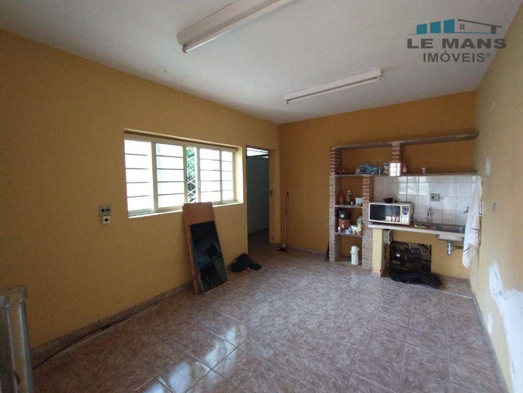 Casa à venda com 4 quartos, 232m² - Foto 30