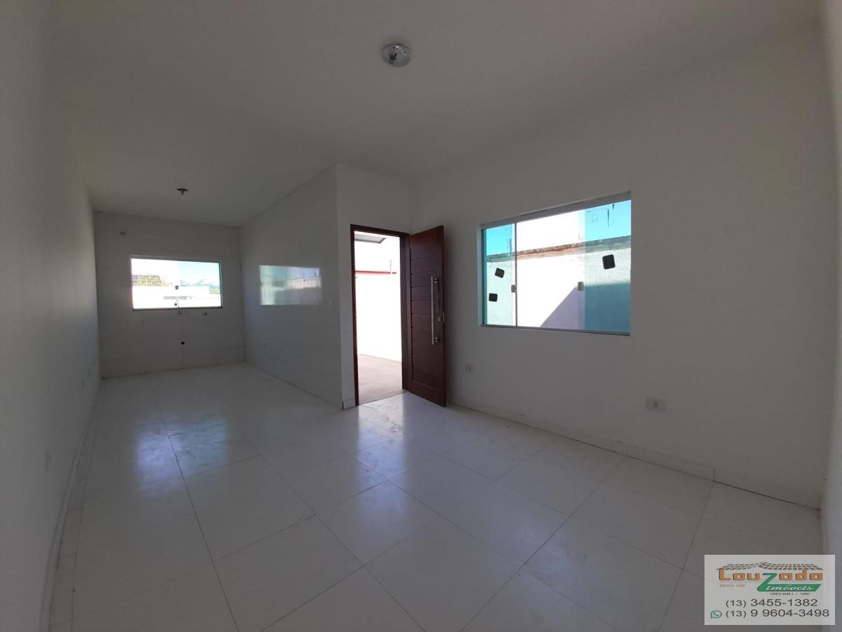 Casa à venda com 2 quartos, 125m² - Foto 2