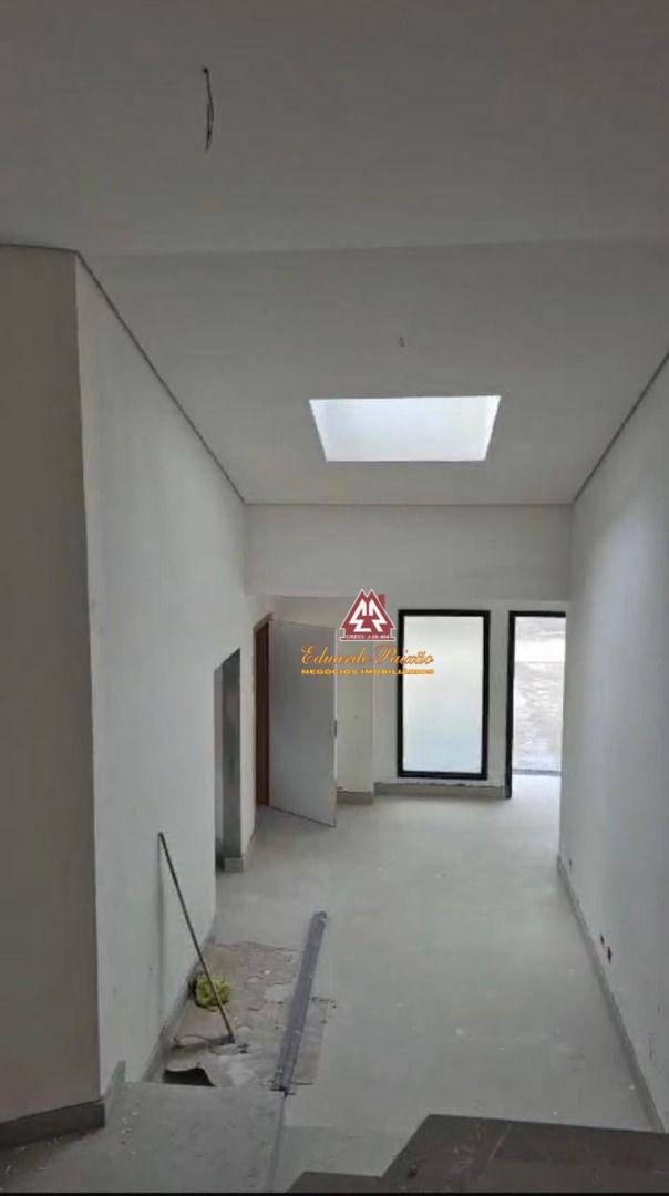 Sala-Conjunto, 330 m² - Foto 1