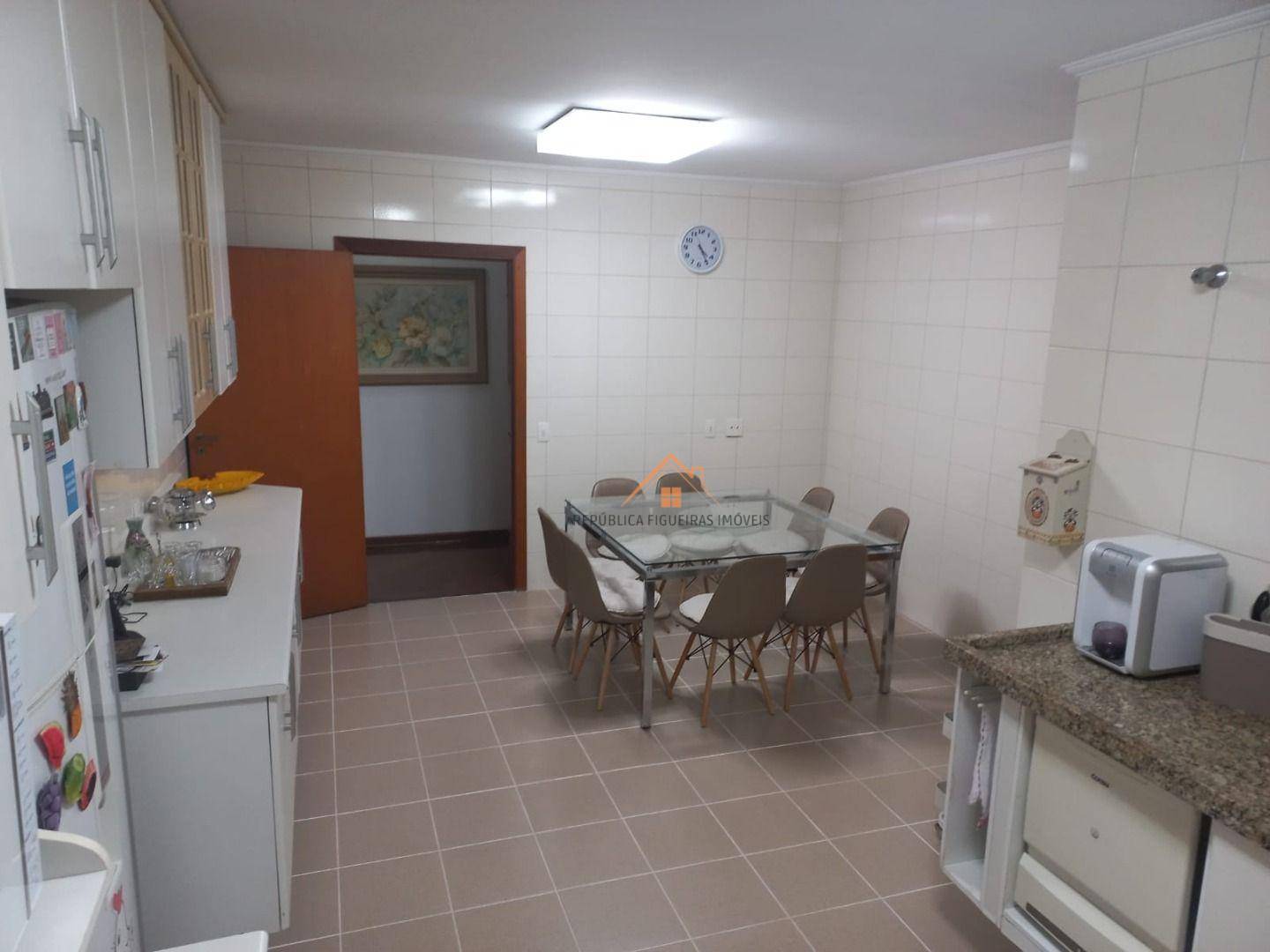 Apartamento à venda com 3 quartos, 172m² - Foto 21