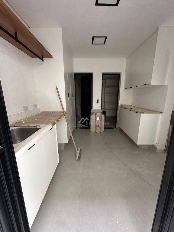 Casa de Condomínio à venda com 4 quartos, 378m² - Foto 4