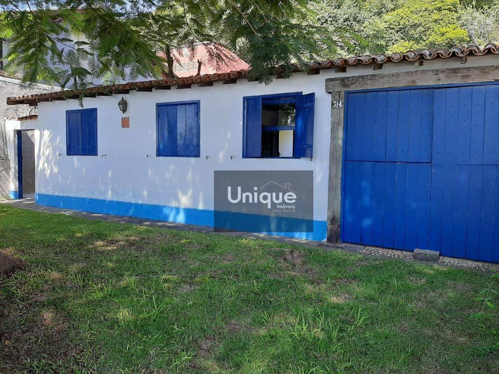 Casa à venda com 4 quartos, 250m² - Foto 3