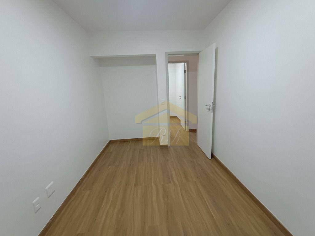 Apartamento à venda com 3 quartos, 72m² - Foto 11