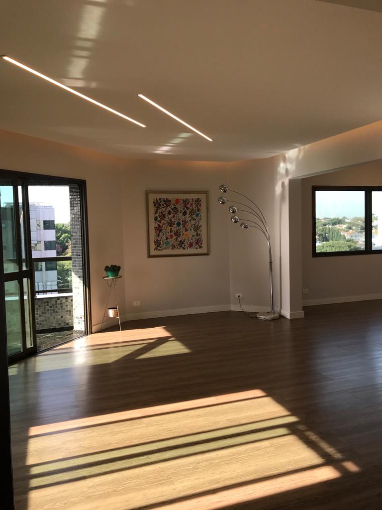 Apartamento à venda com 3 quartos, 180m² - Foto 12