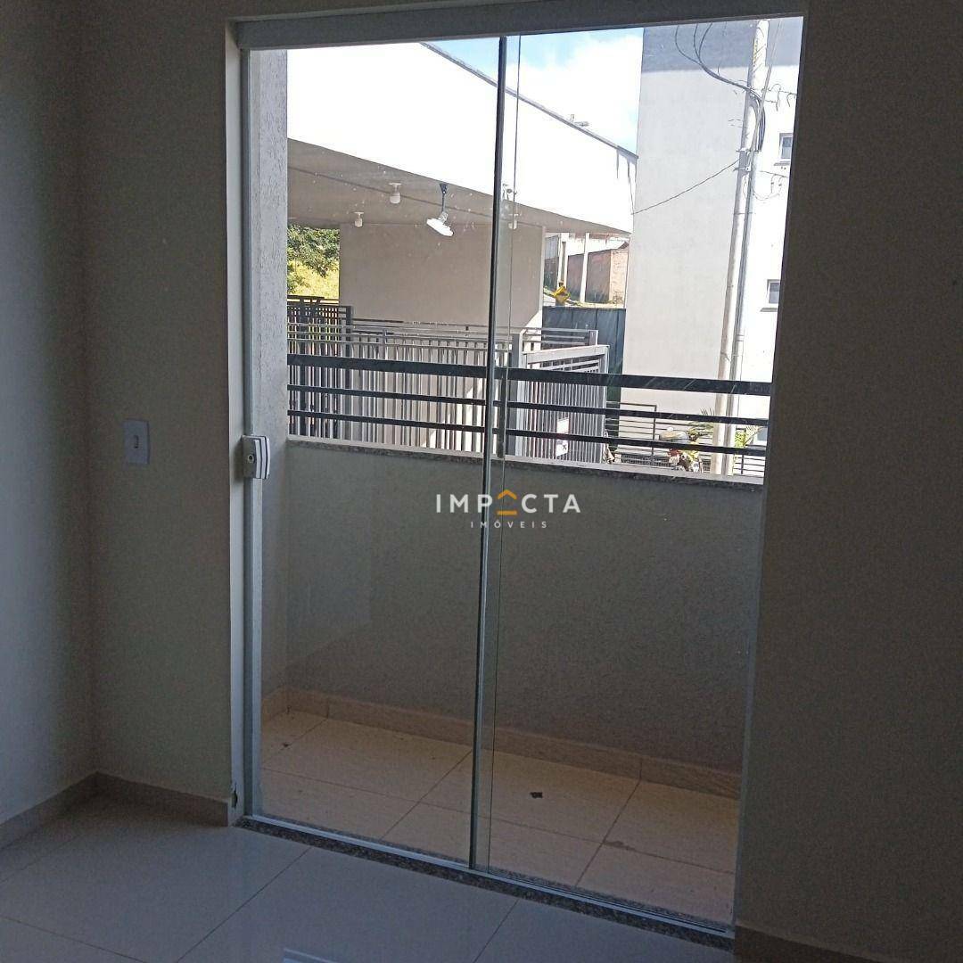 Apartamento para alugar com 2 quartos, 48m² - Foto 2