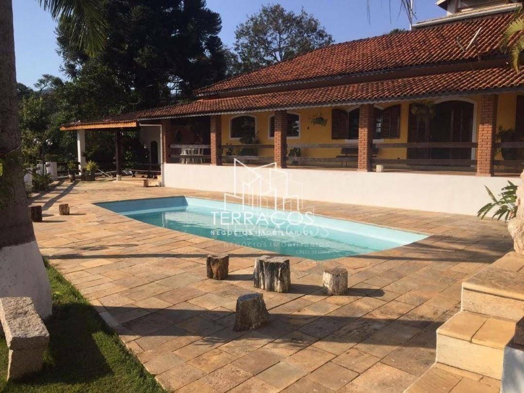 Casa de Condomínio à venda com 6 quartos, 550m² - Foto 2