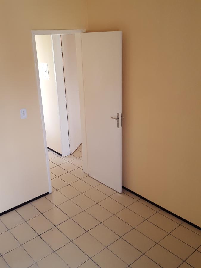 Apartamento para alugar com 2 quartos, 85m² - Foto 27