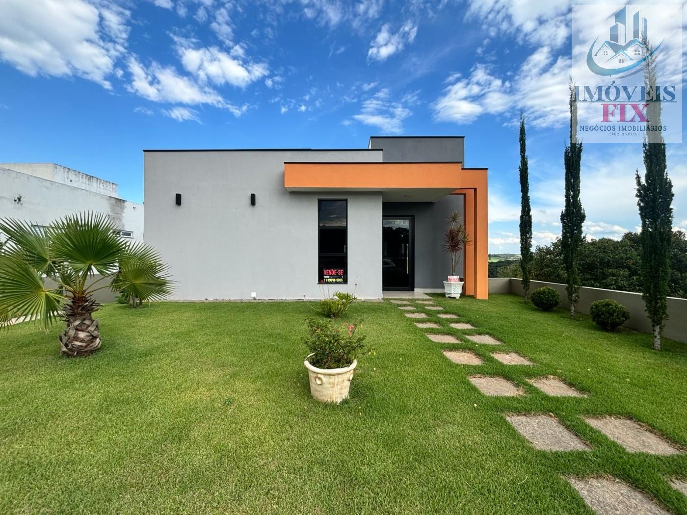Casa de Condomínio à venda com 3 quartos, 257m² - Foto 2