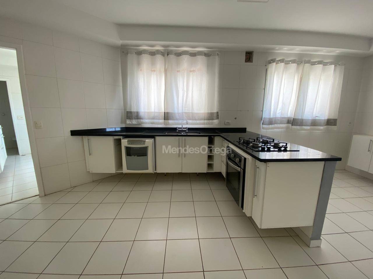 Apartamento para alugar com 3 quartos, 232m² - Foto 58