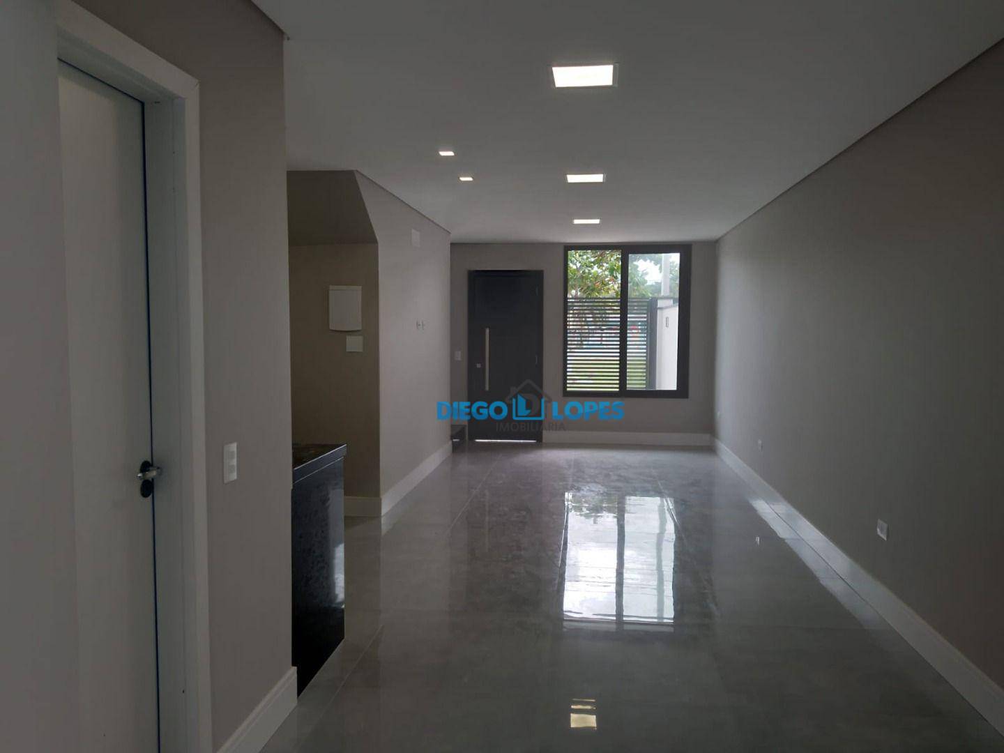 Sobrado à venda com 3 quartos, 108m² - Foto 2