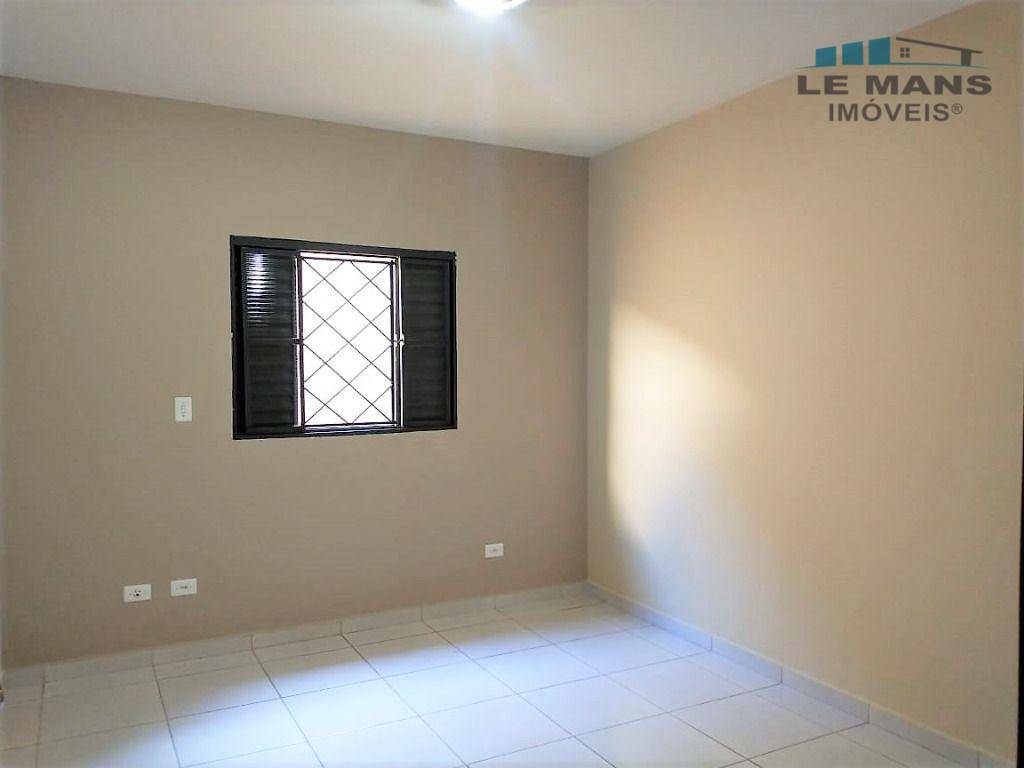 Casa à venda com 2 quartos, 99m² - Foto 14