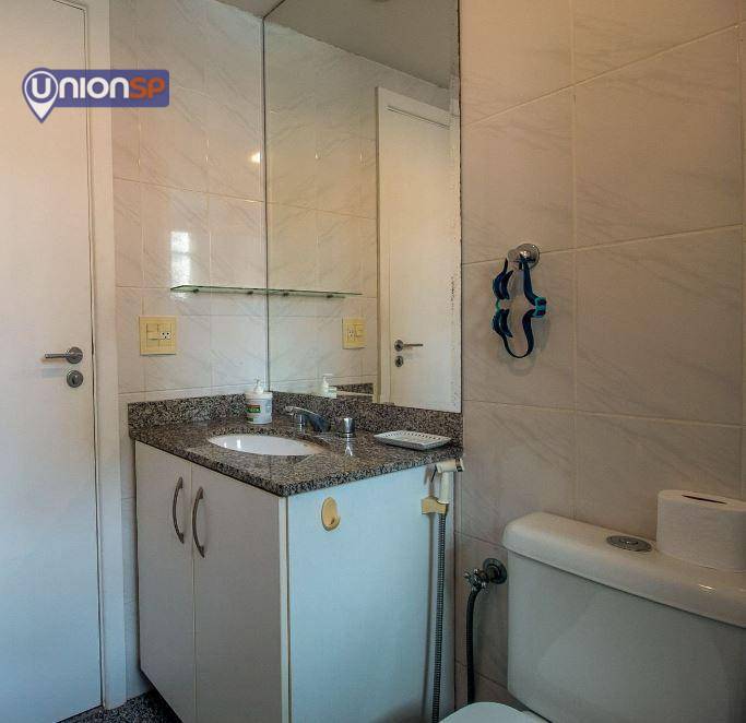 Apartamento à venda com 4 quartos, 250m² - Foto 18