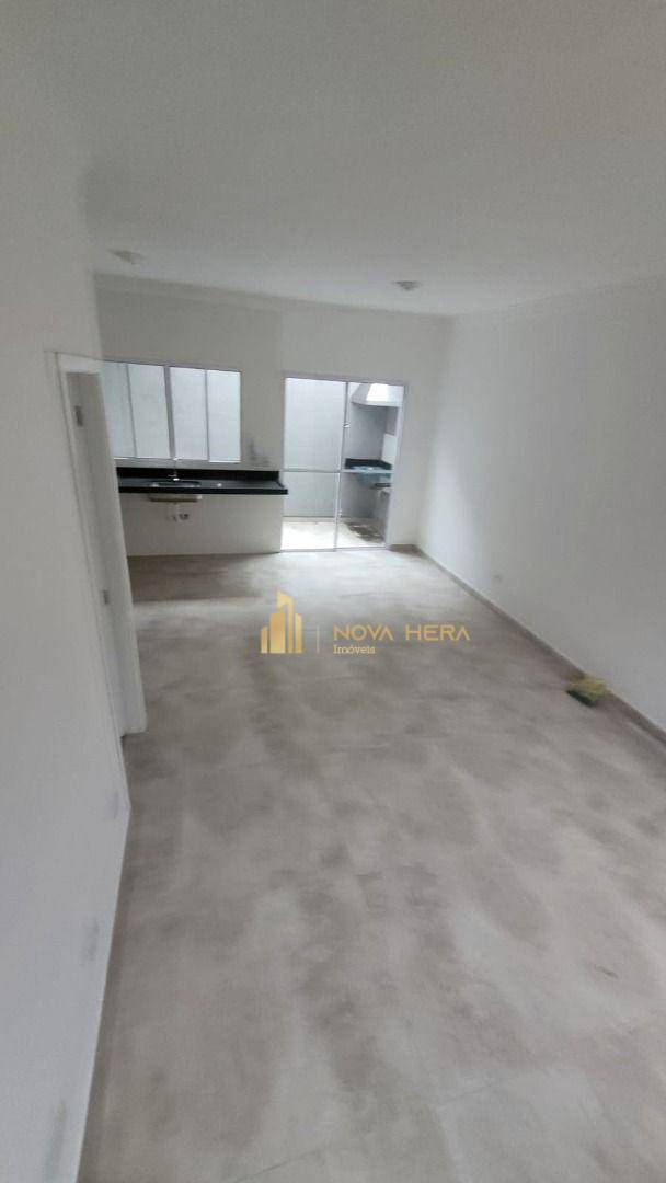 Sobrado à venda com 2 quartos, 67m² - Foto 3