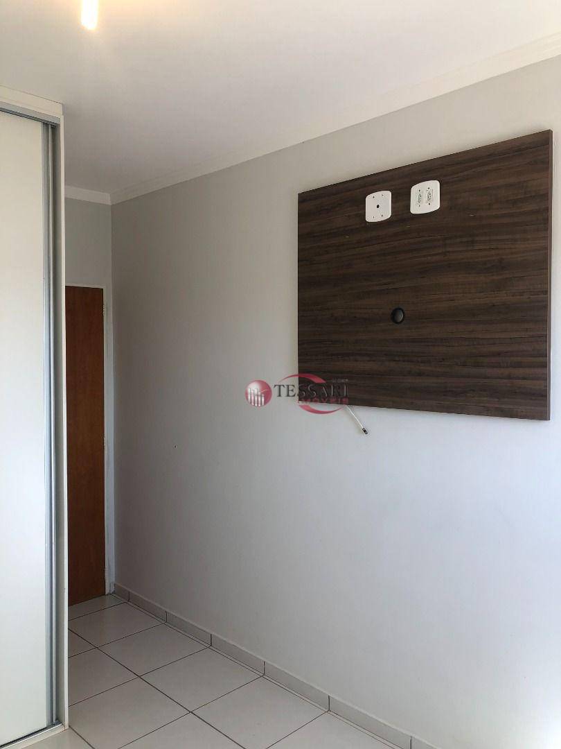 Apartamento à venda com 2 quartos, 70m² - Foto 9