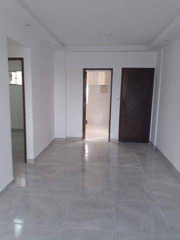 Apartamento à venda com 3 quartos, 98m² - Foto 3