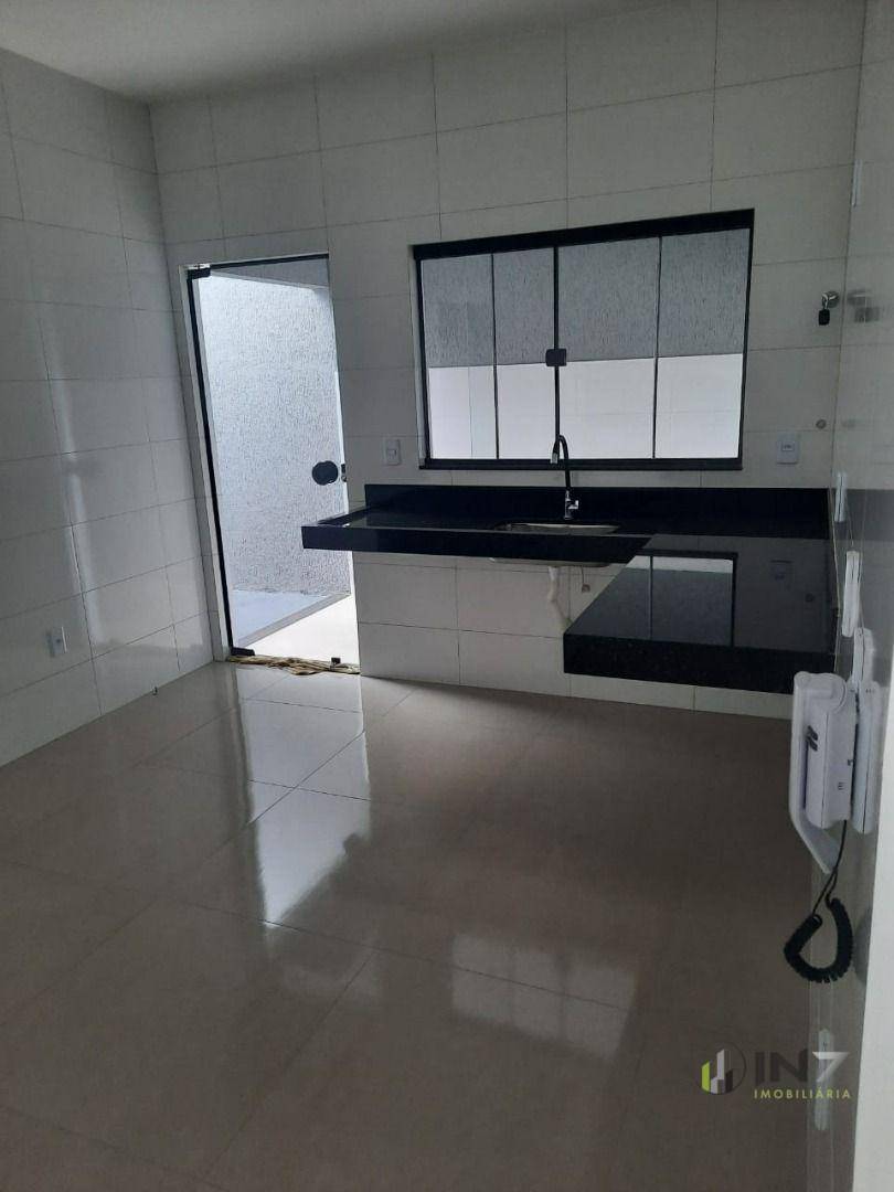 Casa à venda com 2 quartos, 103m² - Foto 8