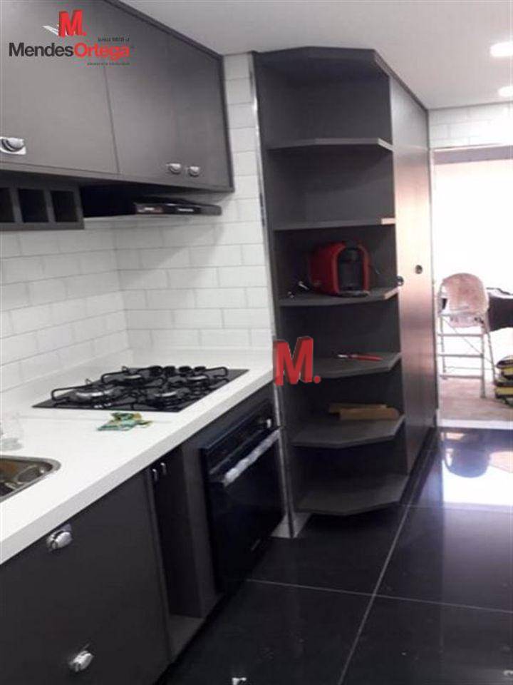 Apartamento à venda com 2 quartos, 62m² - Foto 7