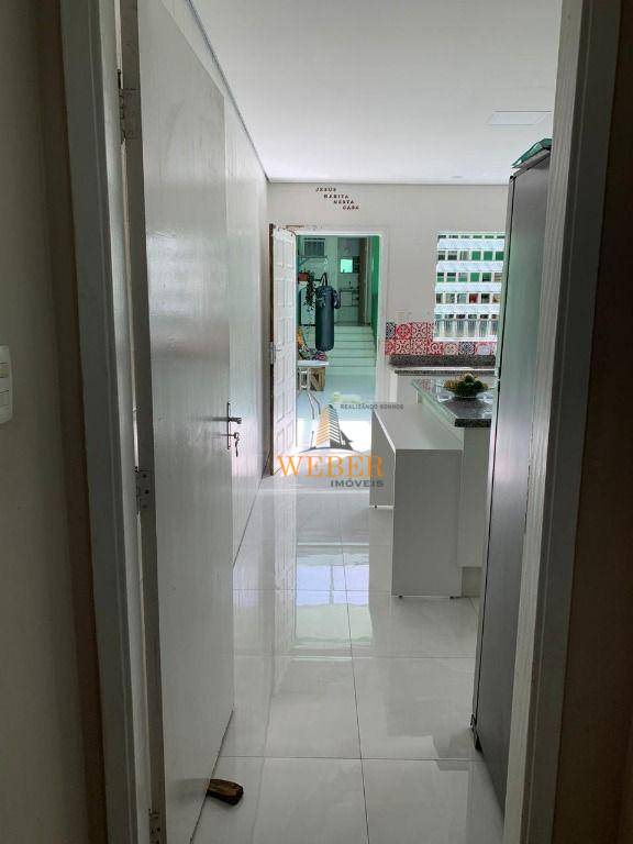 Sobrado à venda com 2 quartos, 155m² - Foto 26