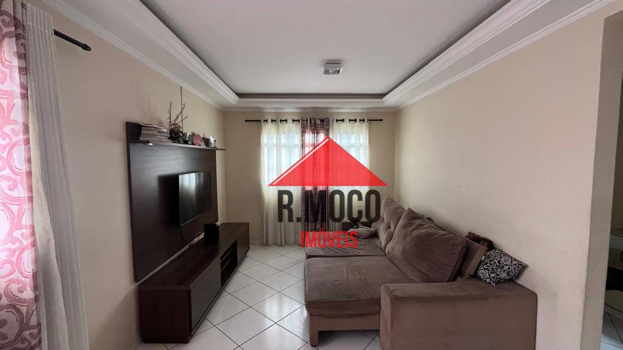 Casa para alugar com 4 quartos, 140m² - Foto 12