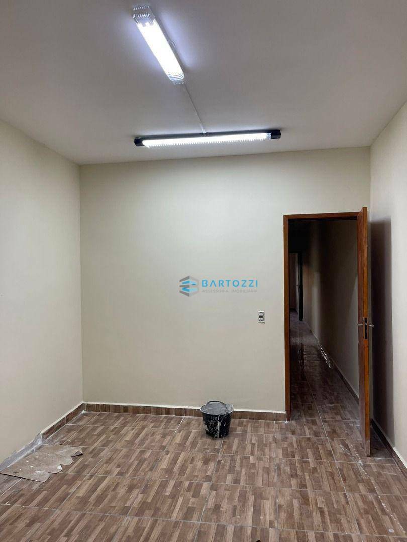 Sobrado à venda e aluguel com 3 quartos, 200m² - Foto 23