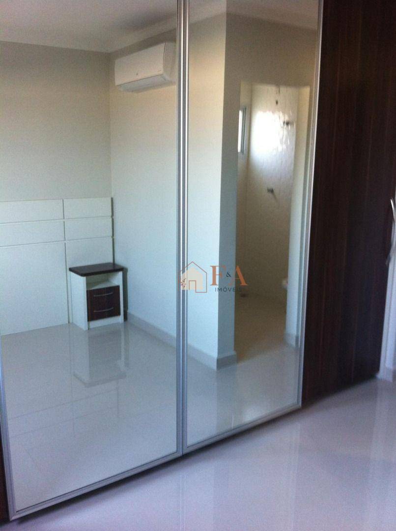 Apartamento à venda com 3 quartos, 150m² - Foto 8