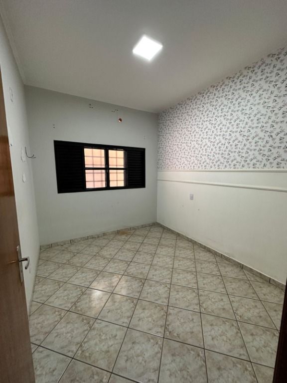 Casa à venda com 3 quartos, 373m² - Foto 12