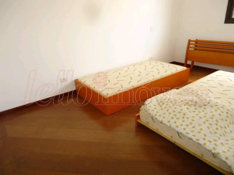 Apartamento para alugar com 3 quartos, 105m² - Foto 8