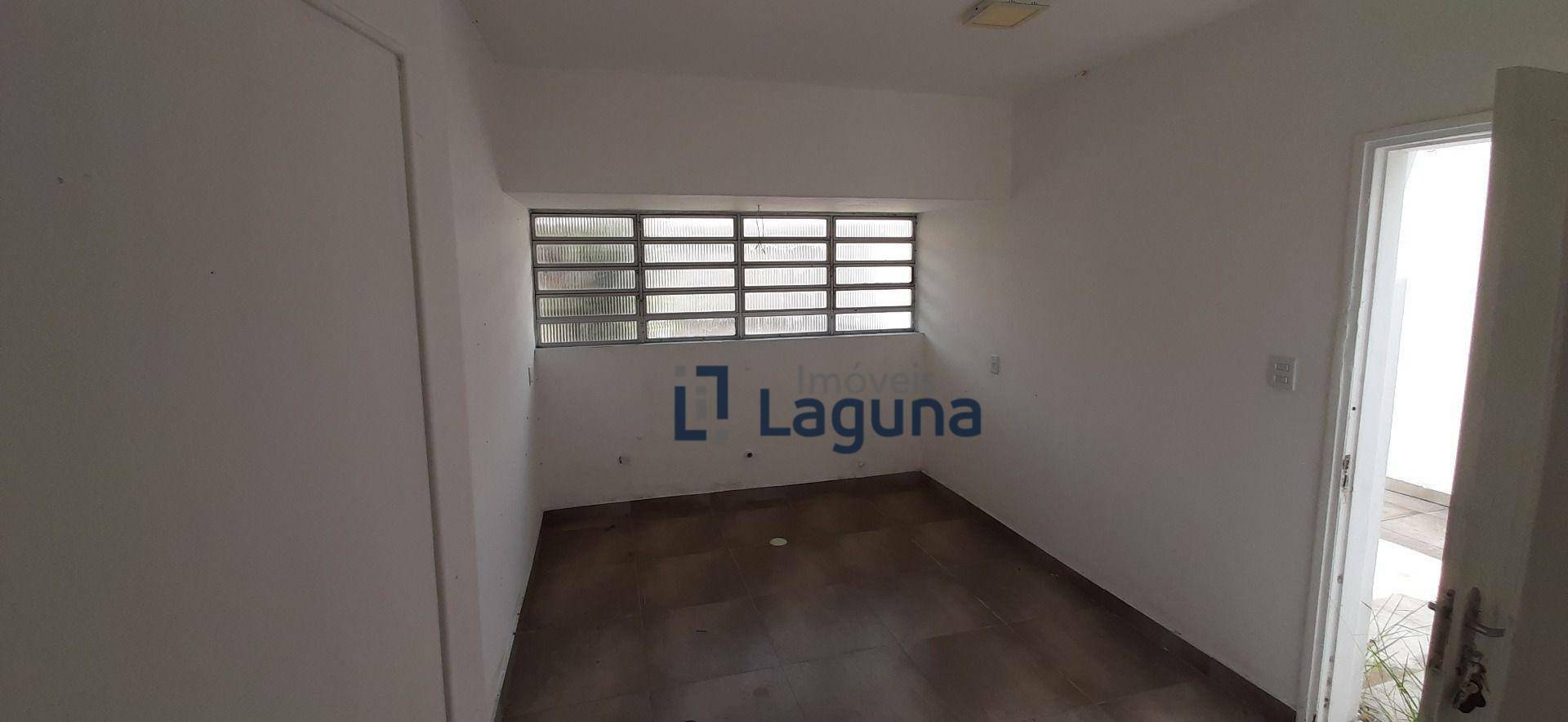 Sobrado à venda com 4 quartos, 331m² - Foto 17