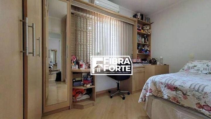 Casa, 3 quartos, 278 m² - Foto 22