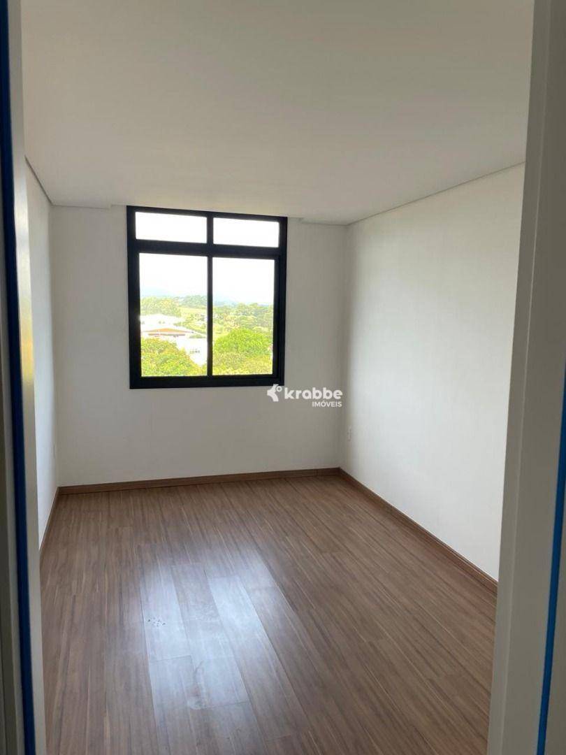 Apartamento à venda com 2 quartos, 64m² - Foto 8