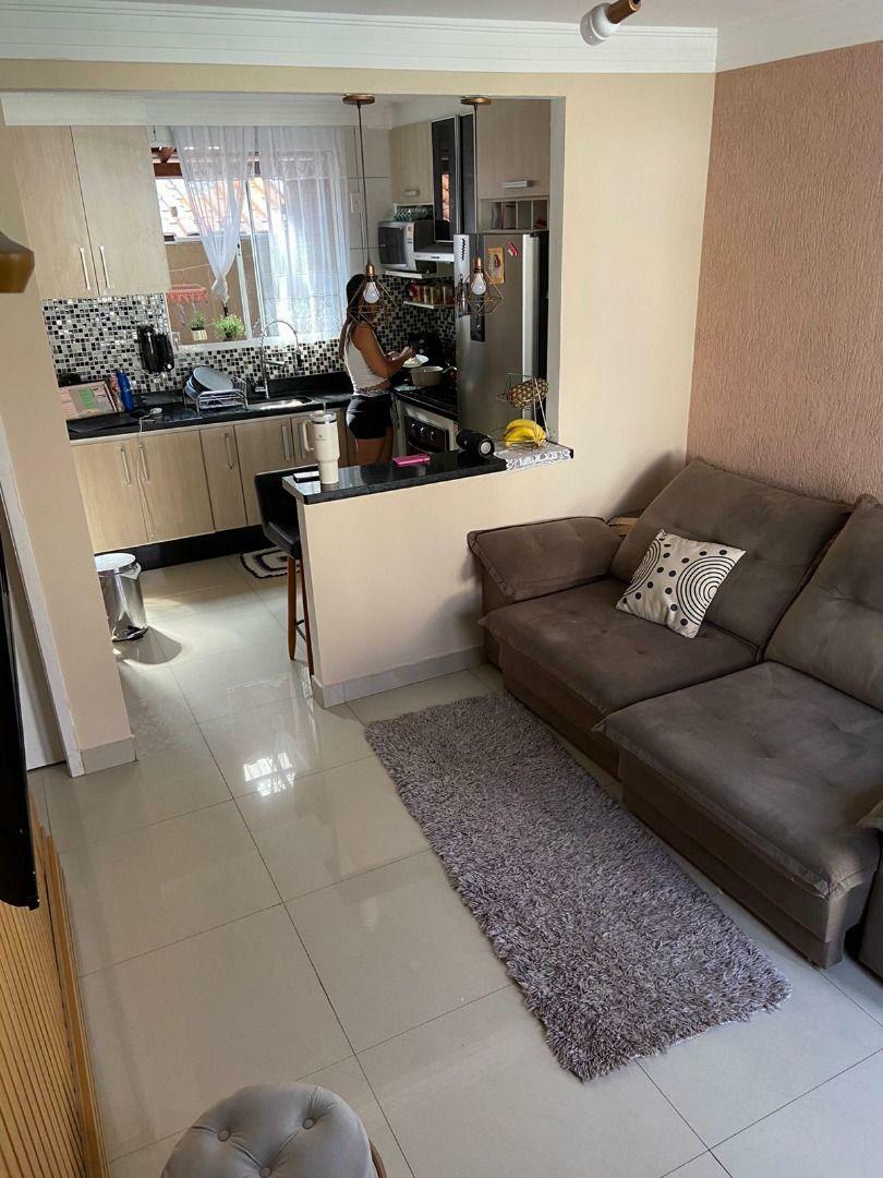 Sobrado à venda com 2 quartos, 70m² - Foto 4