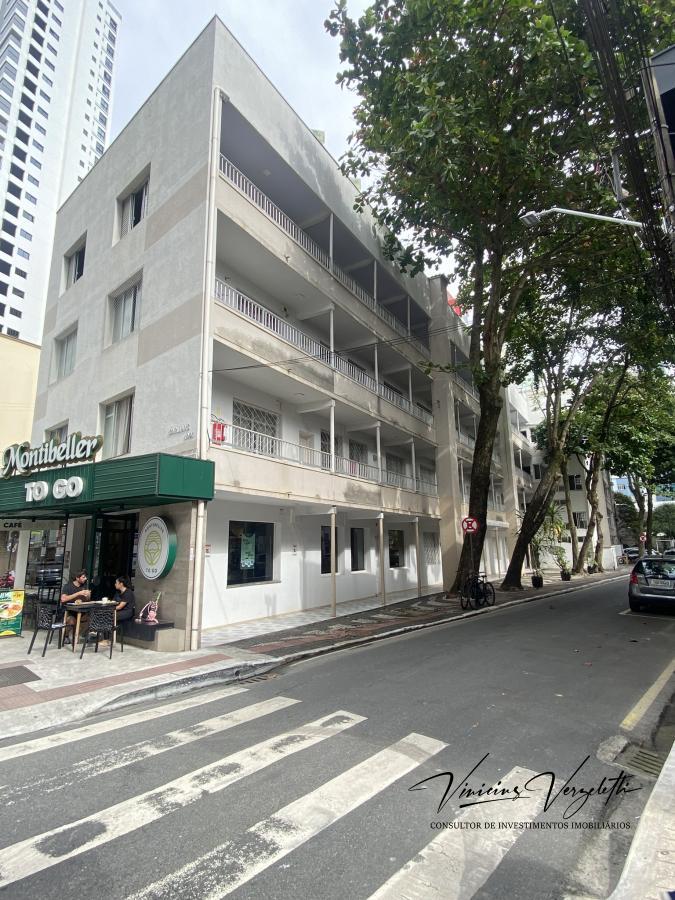 Apartamento para alugar com 2 quartos, 60m² - Foto 18