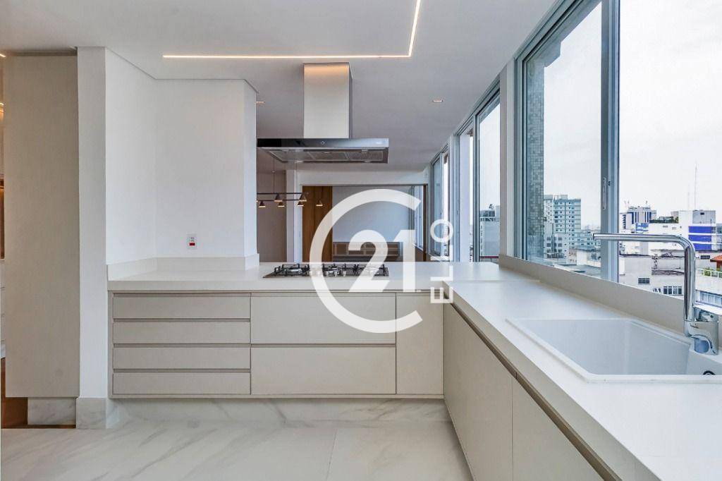 Apartamento à venda com 3 quartos, 289m² - Foto 17