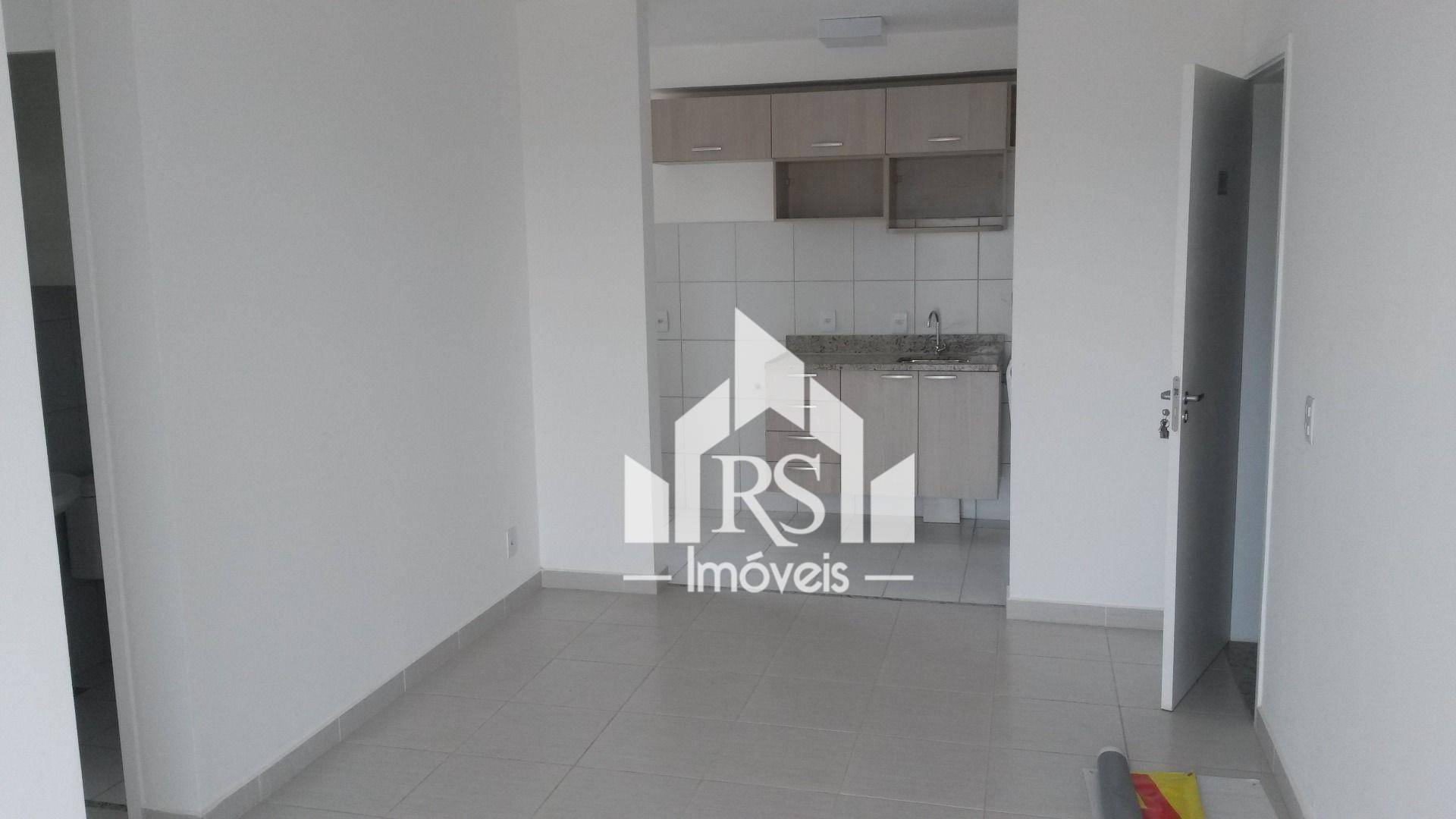 Apartamento à venda com 3 quartos, 65m² - Foto 4