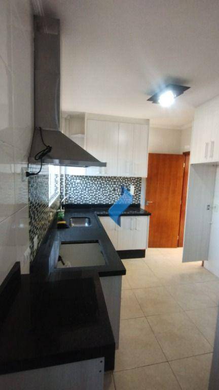 Apartamento à venda com 2 quartos, 70m² - Foto 8