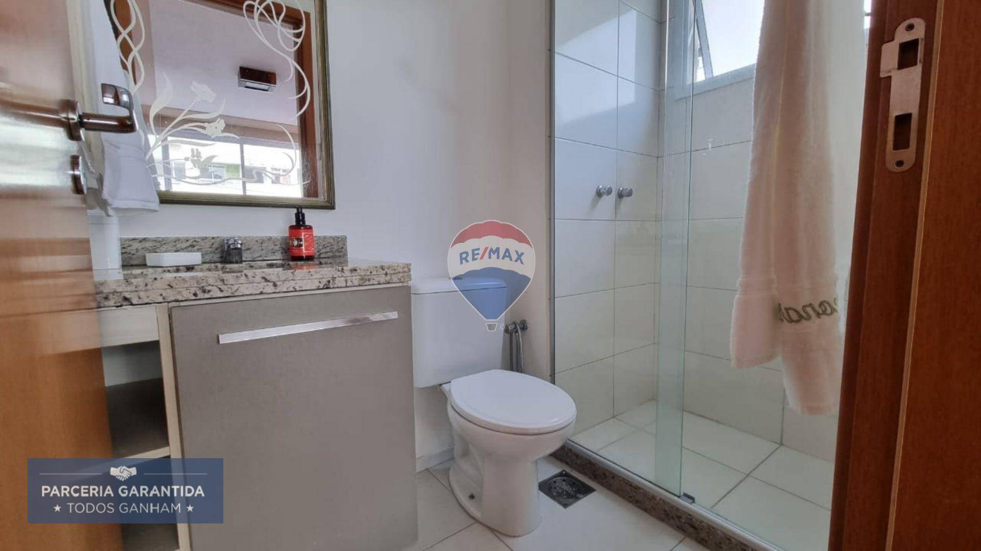 Apartamento à venda com 2 quartos, 58m² - Foto 17