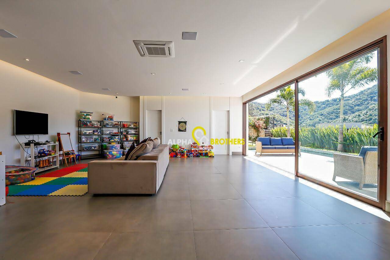 Casa de Condomínio à venda com 4 quartos, 520m² - Foto 13