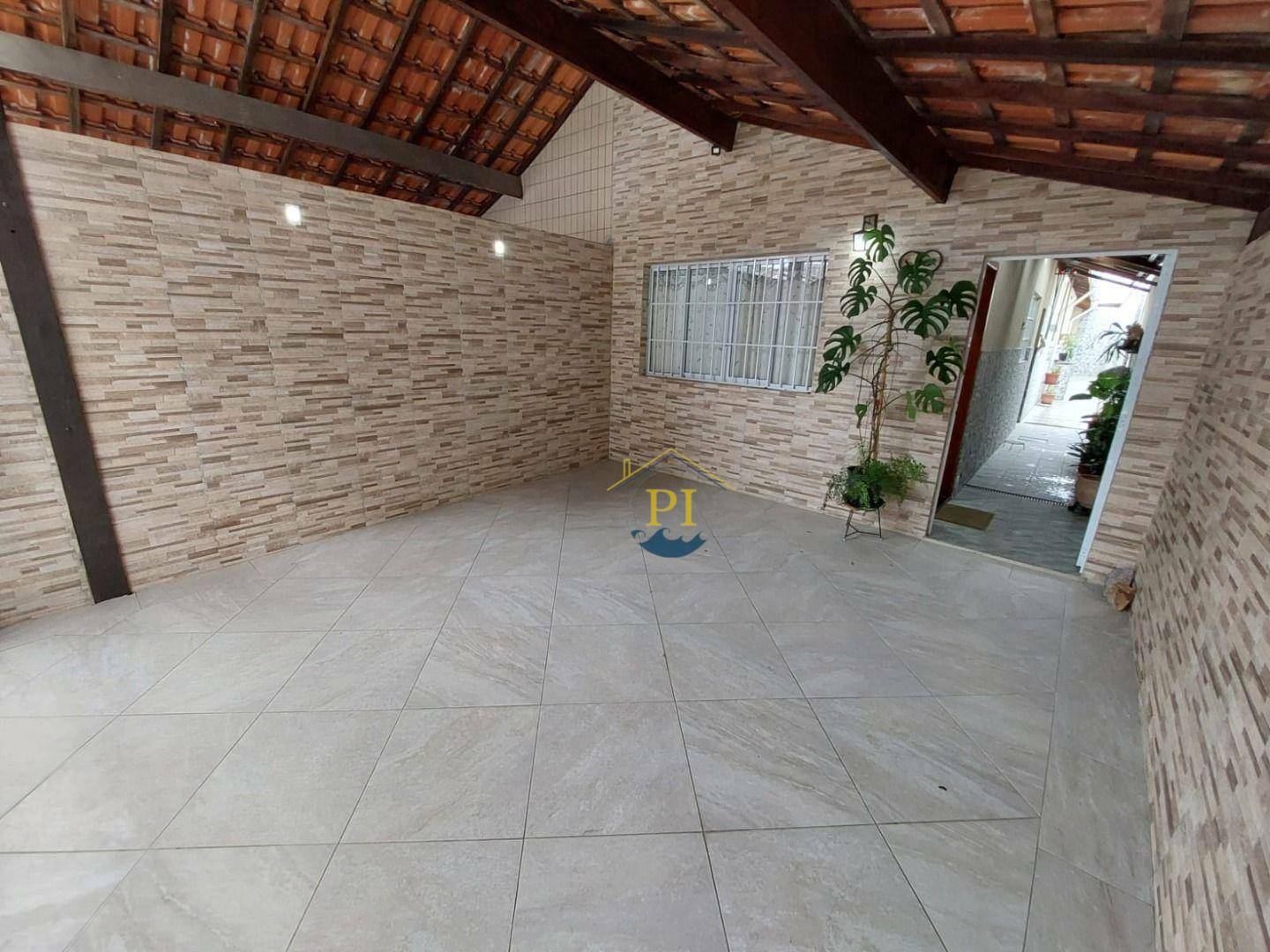 Casa à venda com 2 quartos, 102m² - Foto 1