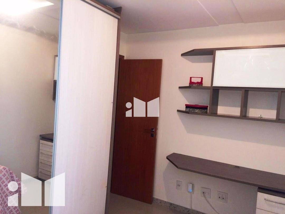 Apartamento à venda com 4 quartos, 150m² - Foto 16