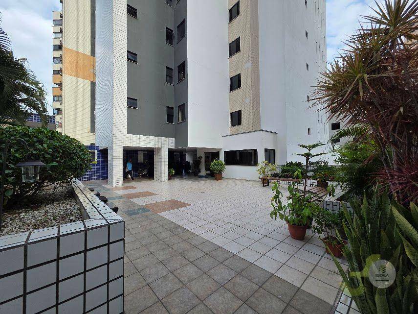 Apartamento à venda com 2 quartos, 67m² - Foto 22
