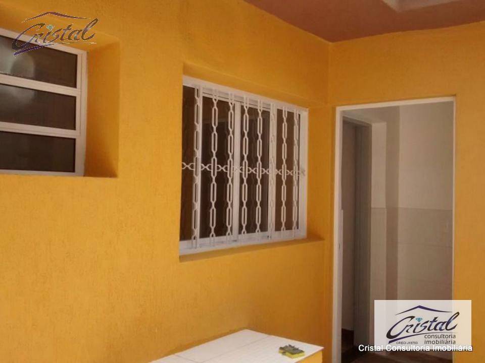 Casa à venda com 5 quartos, 200m² - Foto 4