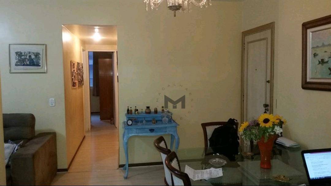 Apartamento à venda com 2 quartos, 96m² - Foto 2