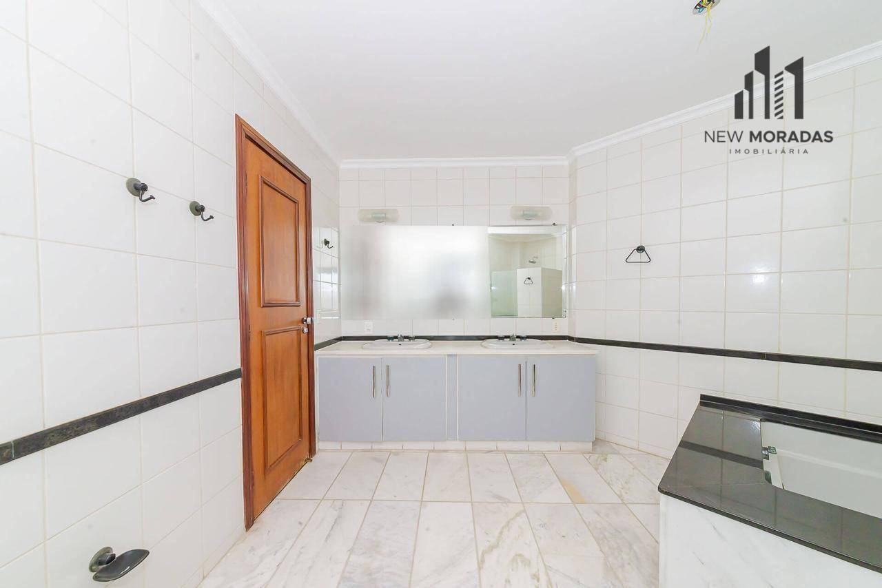 Apartamento à venda com 4 quartos, 239m² - Foto 13