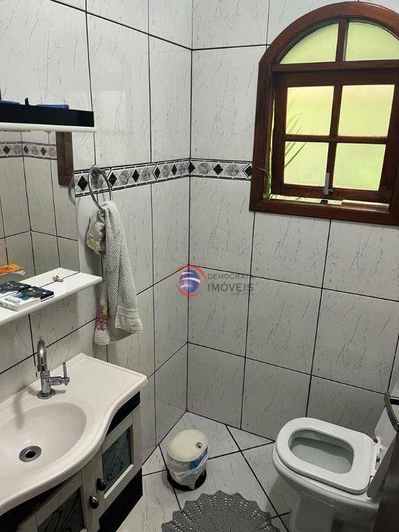 Sobrado à venda com 3 quartos, 219m² - Foto 8