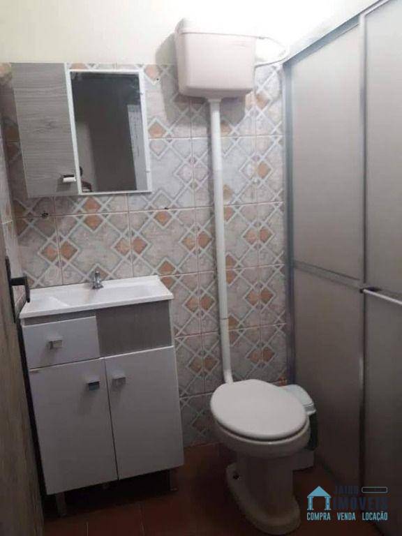 Casa à venda com 2 quartos, 70m² - Foto 12