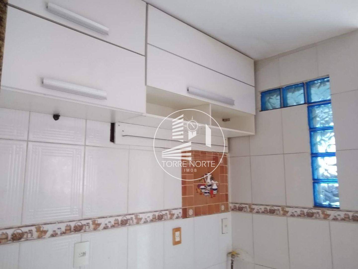 Apartamento à venda com 3 quartos, 74m² - Foto 17