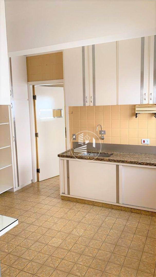 Apartamento à venda com 4 quartos, 337m² - Foto 11