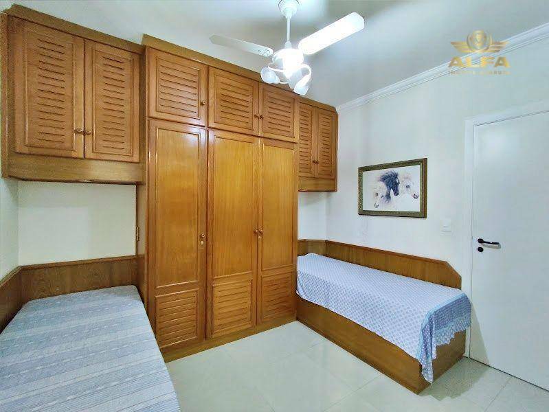 Apartamento à venda com 3 quartos, 140m² - Foto 18