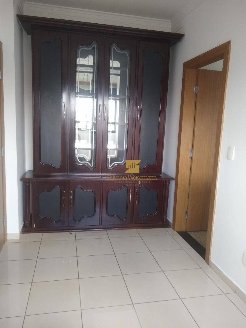 Apartamento à venda com 3 quartos, 261m² - Foto 21