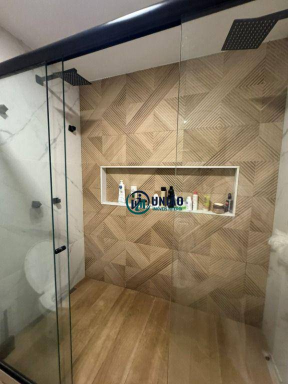 Casa à venda com 4 quartos, 1000m² - Foto 58
